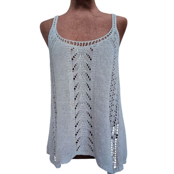 Aeo grey scoop neck knit vest  size M - Picture 1 of 4